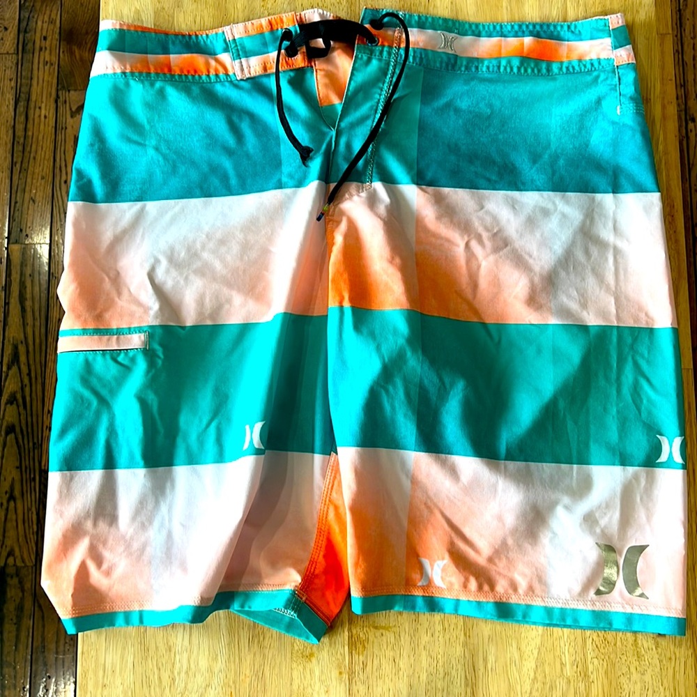 Hurley board shorts